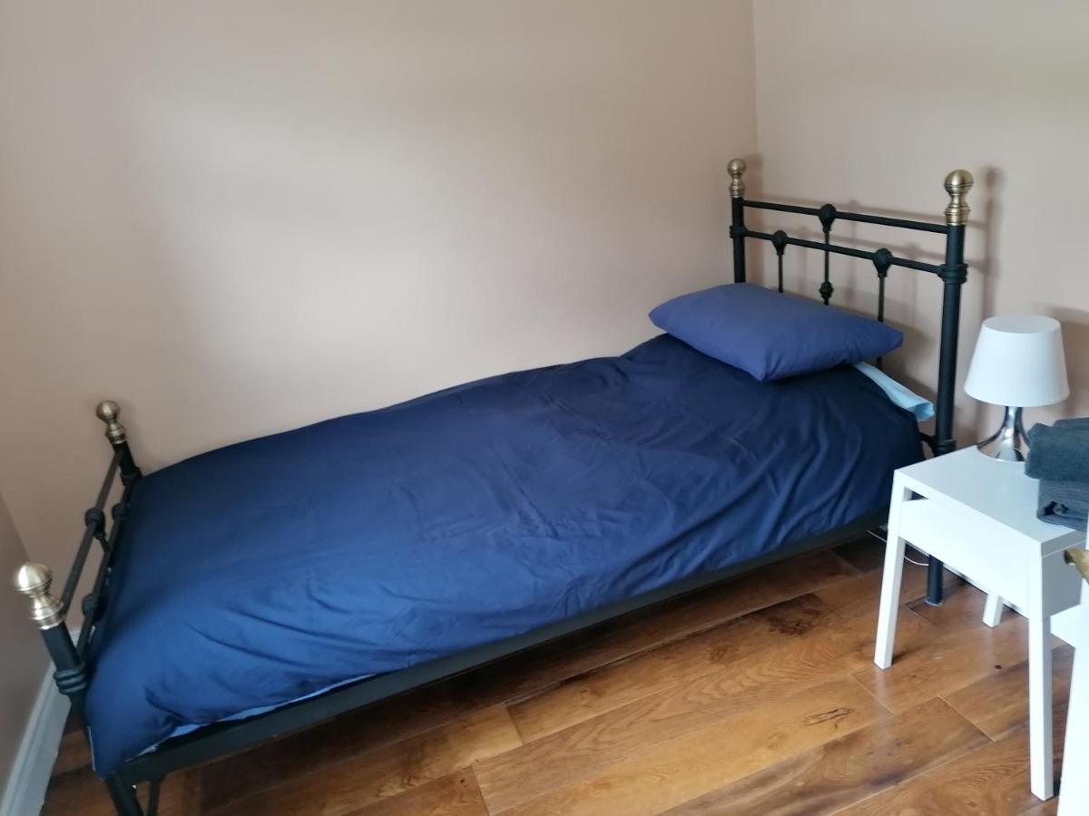 Charming Cottage 4 Bedroom Acton  외부 사진